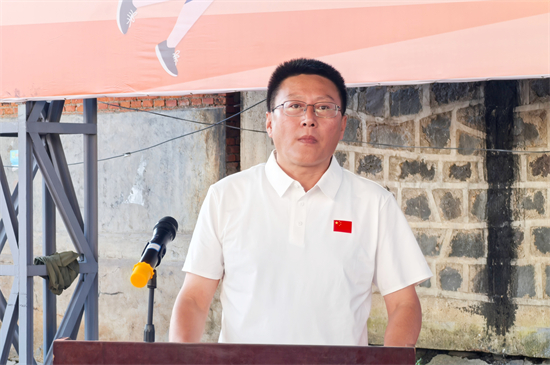 領(lǐng)導(dǎo)講話 (4).jpg